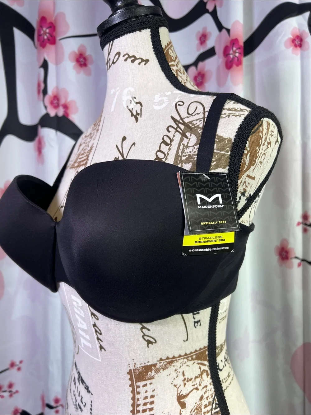 Maidenform Black Strapless Dreamwire Bra